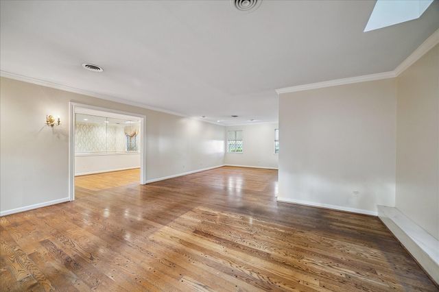 2126 Chimney Rock Road, Houston, TX 77056