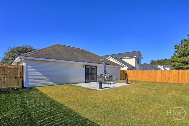 33 Cordage Circle, Port Wentworth, GA 31407