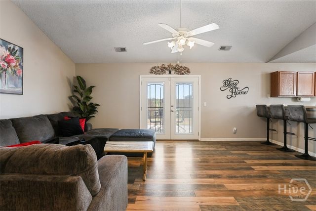 33 Cordage Circle, Port Wentworth, GA 31407