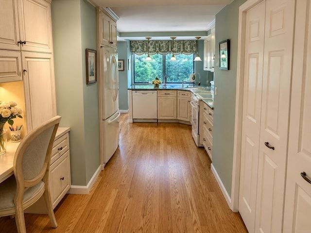 40 Village Rd. 602, Middleton, MA 01949