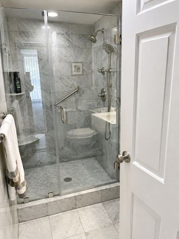 40 Village Rd. 602, Middleton, MA 01949