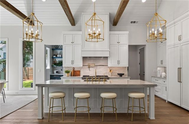 135 Mayfield Circle, Alpharetta, GA 30009