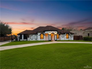 739 Pauli Avenue, Alamo, TX 78516