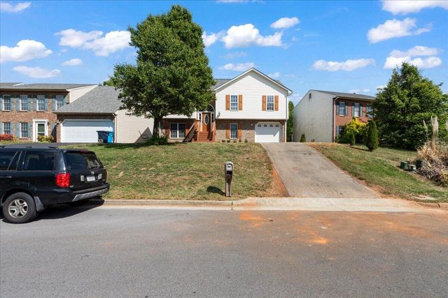 4837 Nelms LN, Roanoke, VA 24019