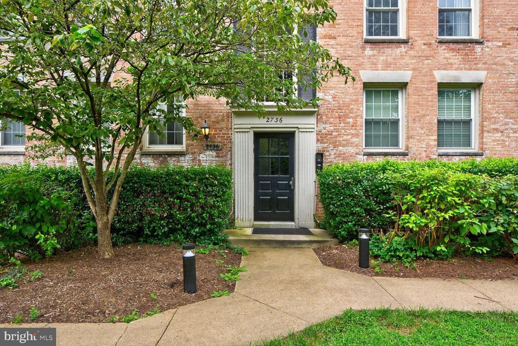 2736 ORDWAY ST NW #3, Washington, DC 20008