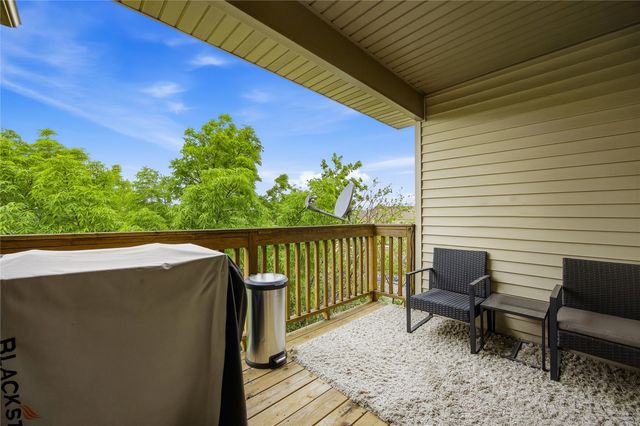 2853 Coral Court 304, Coralville, IA 52241