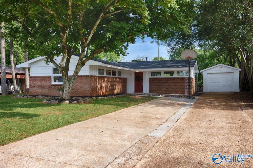 3509 Gesman Place SW, Huntsville, AL 35805