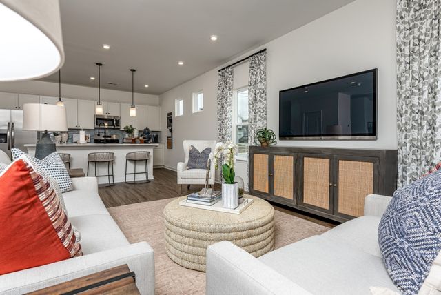 211 Hillview Ave, Shelbyville, TN 37160