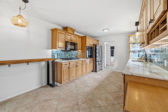 739 Bellarmine Drive, Salinas, CA 93901