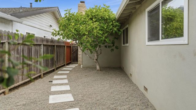 739 Bellarmine Drive, Salinas, CA 93901