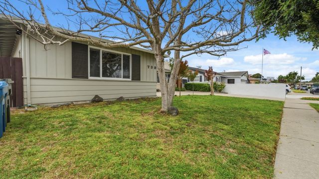 739 Bellarmine Drive, Salinas, CA 93901