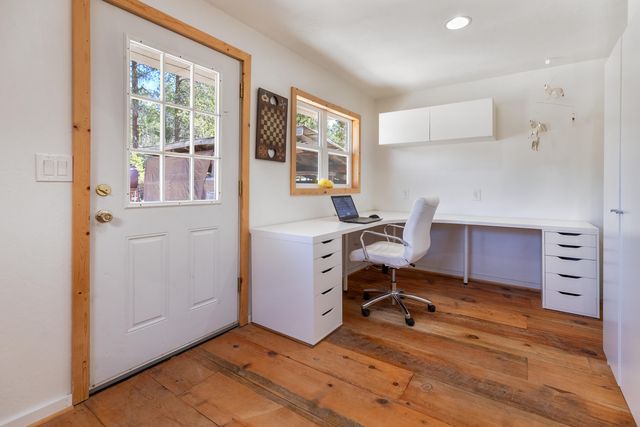 8965 Split Rail Road, La Pine, OR 97739