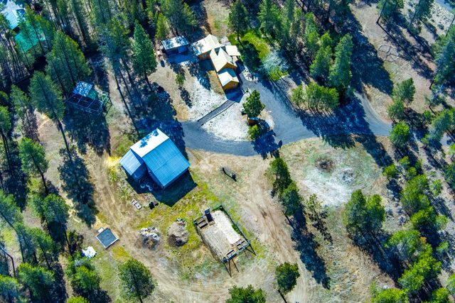 8965 Split Rail Road, La Pine, OR 97739
