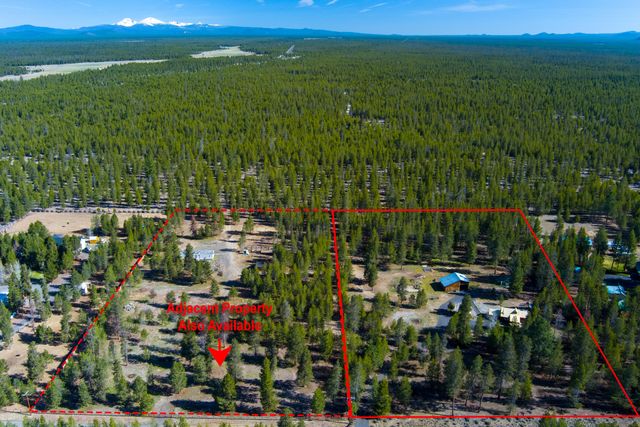 8965 Split Rail Road, La Pine, OR 97739