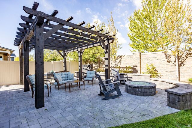 12102 S WINDOW ARCH LN, Herriman, UT 84096