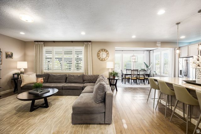 12102 S WINDOW ARCH LN, Herriman, UT 84096