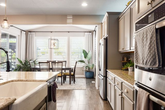 12102 S WINDOW ARCH LN, Herriman, UT 84096