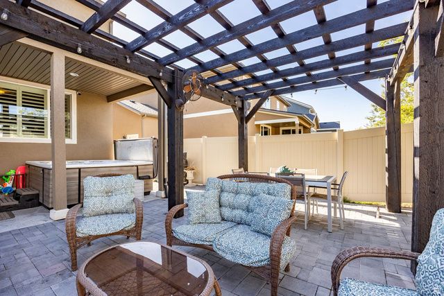 12102 S WINDOW ARCH LN, Herriman, UT 84096