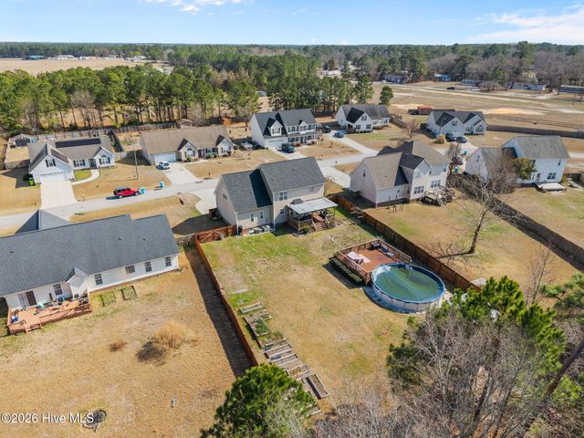 149 Harvest Moon Drive, Richlands, NC 28574
