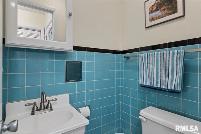 107 COLLIER Drive, Springfield, IL 62704