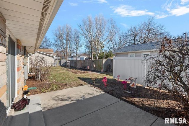 107 COLLIER Drive, Springfield, IL 62704