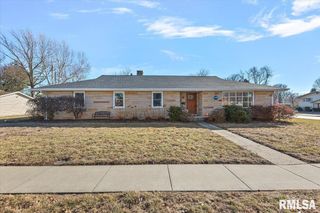 107 COLLIER Drive, Springfield, IL 62704