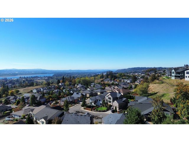 690 N Y St, Washougal, WA 98671