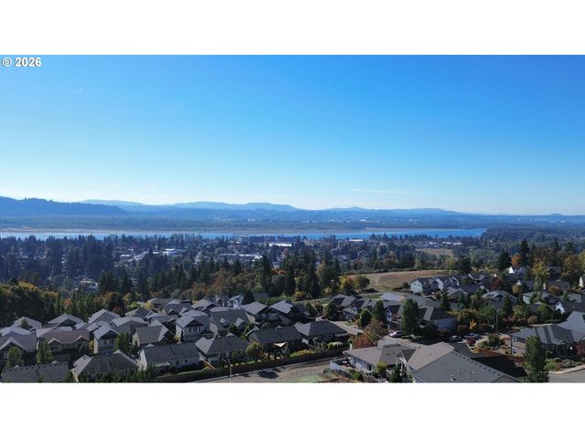 690 N Y St, Washougal, WA 98671