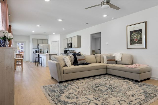 229 FAIRFAX Ave, San Marcos, TX 78666