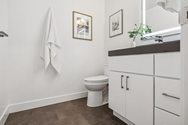 801 California Avenue F, Sunnyvale, CA 94086