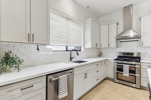16540 E EL LAGO Boulevard 18, Fountain Hills, AZ 85268