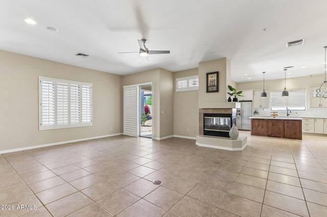 16540 E EL LAGO Boulevard 18, Fountain Hills, AZ 85268
