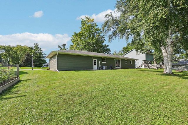 715 Collins Road, Jefferson, WI 53549