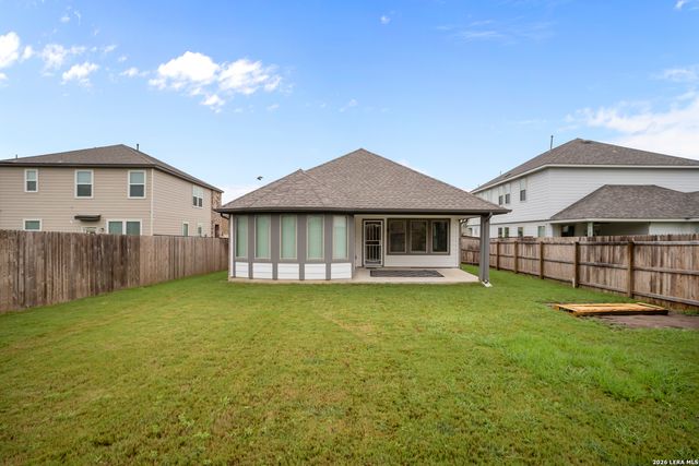 4964 Park Mnr, Marion, TX 78124