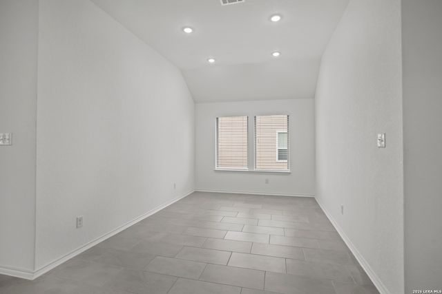 4964 Park Mnr, Marion, TX 78124