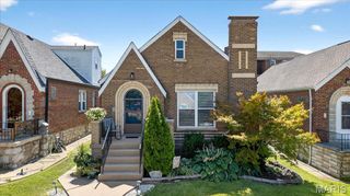5736 Lindenwood Avenue, St Louis, MO 63109