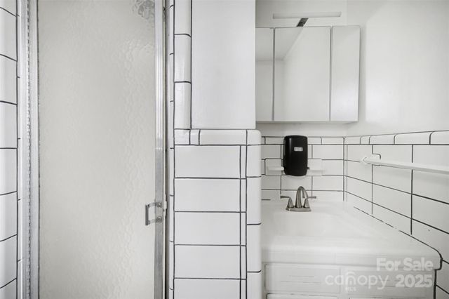 1035 Timber Lane Drive, Lincolnton, NC 28092