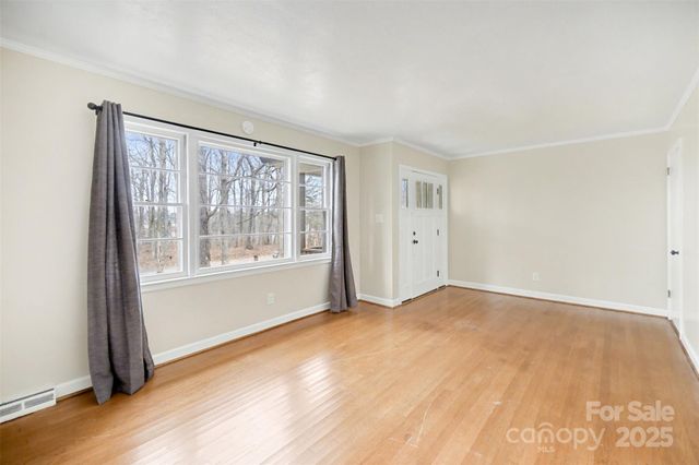 1035 Timber Lane Drive, Lincolnton, NC 28092