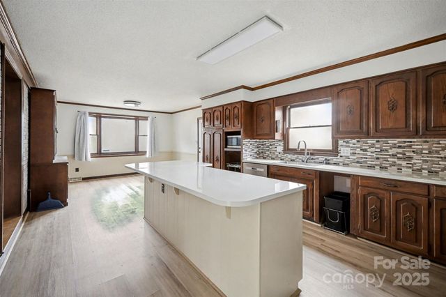 1035 Timber Lane Drive, Lincolnton, NC 28092