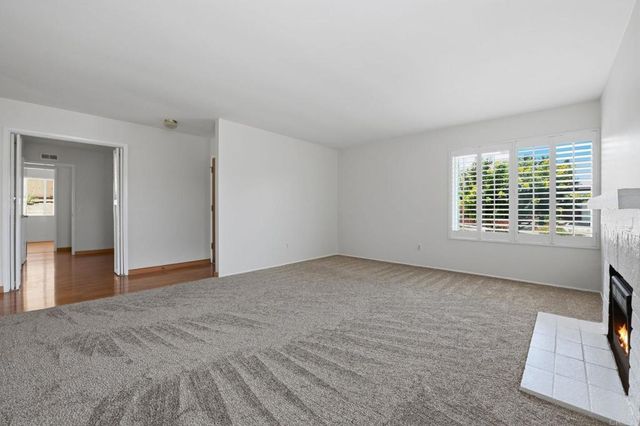 1712 Greentree Road, Encinitas, CA 92024