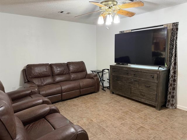 229 Hunter Dr, Hot Springs, AR 71913