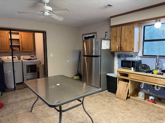 229 Hunter Dr, Hot Springs, AR 71913