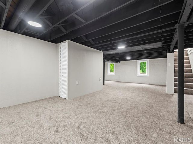 9915 North Road, Fairview Heights, IL 62208