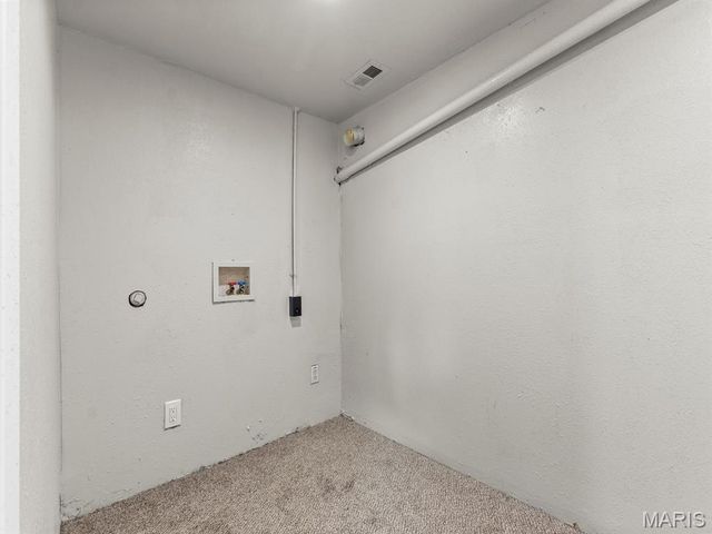 9915 North Road, Fairview Heights, IL 62208