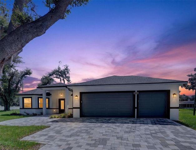 2302 ALLEN DRIVE, Plant City, FL 33563