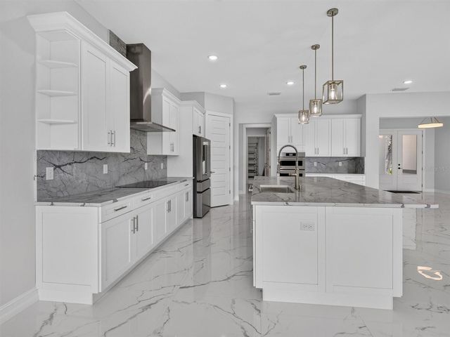 2302 ALLEN DRIVE, Plant City, FL 33563