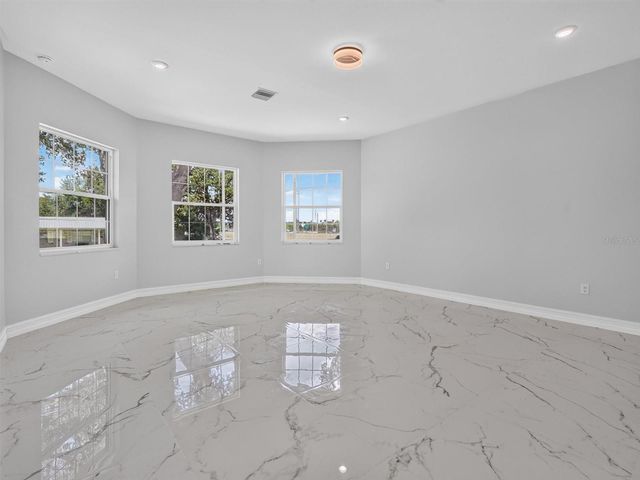 2302 ALLEN DRIVE, Plant City, FL 33563