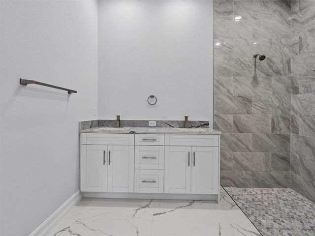 2302 ALLEN DRIVE, Plant City, FL 33563