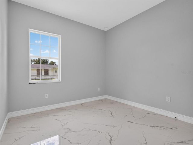 2302 ALLEN DRIVE, Plant City, FL 33563