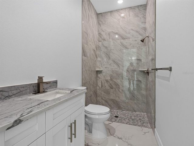 2302 ALLEN DRIVE, Plant City, FL 33563